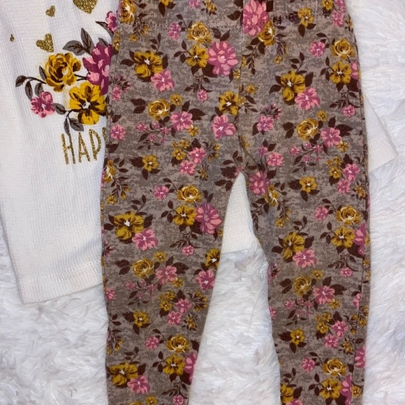 Girls size 18 months outfit long sleeve shirt floral pants faux fur poncho - Picture 3 of 5